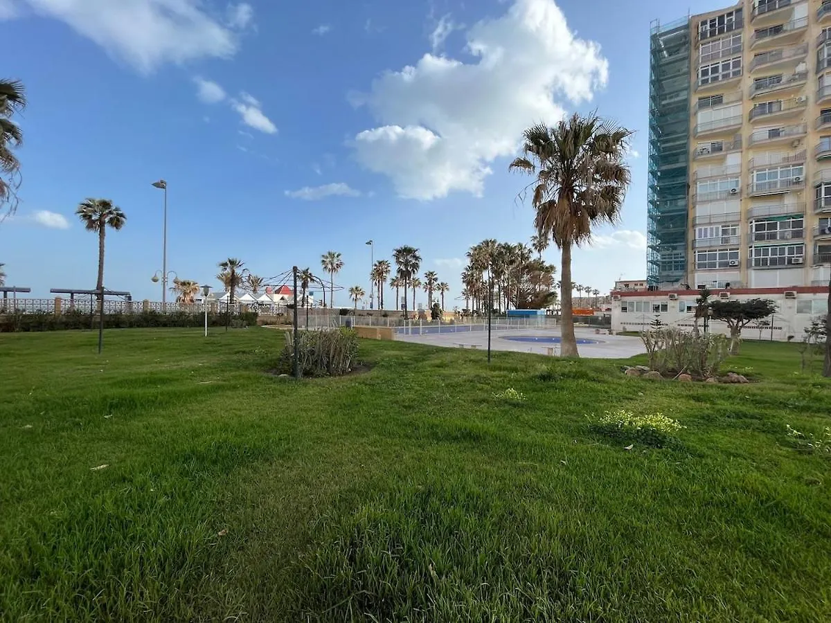 Cozy Studio With Stunning View Benalmádena 0*,  Espanha